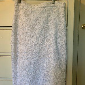 Banana Republic | White Lace Skirt